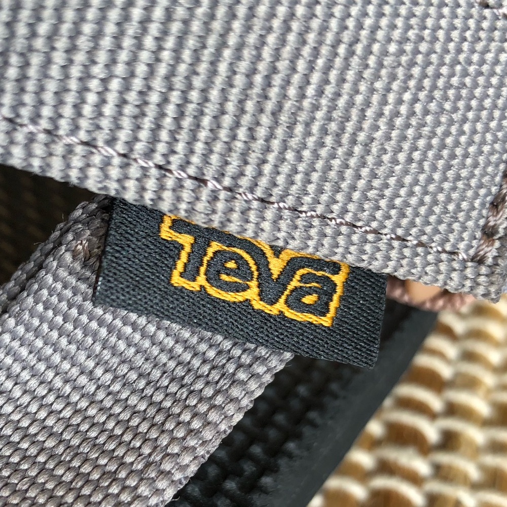 NWOT TEVA s10 women sandals - Picture 5 of 8